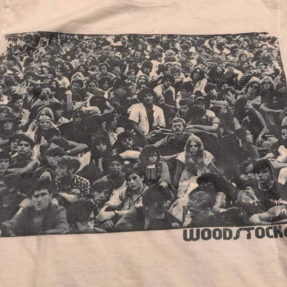 Woodstock t shirt - Picture 3 of 3